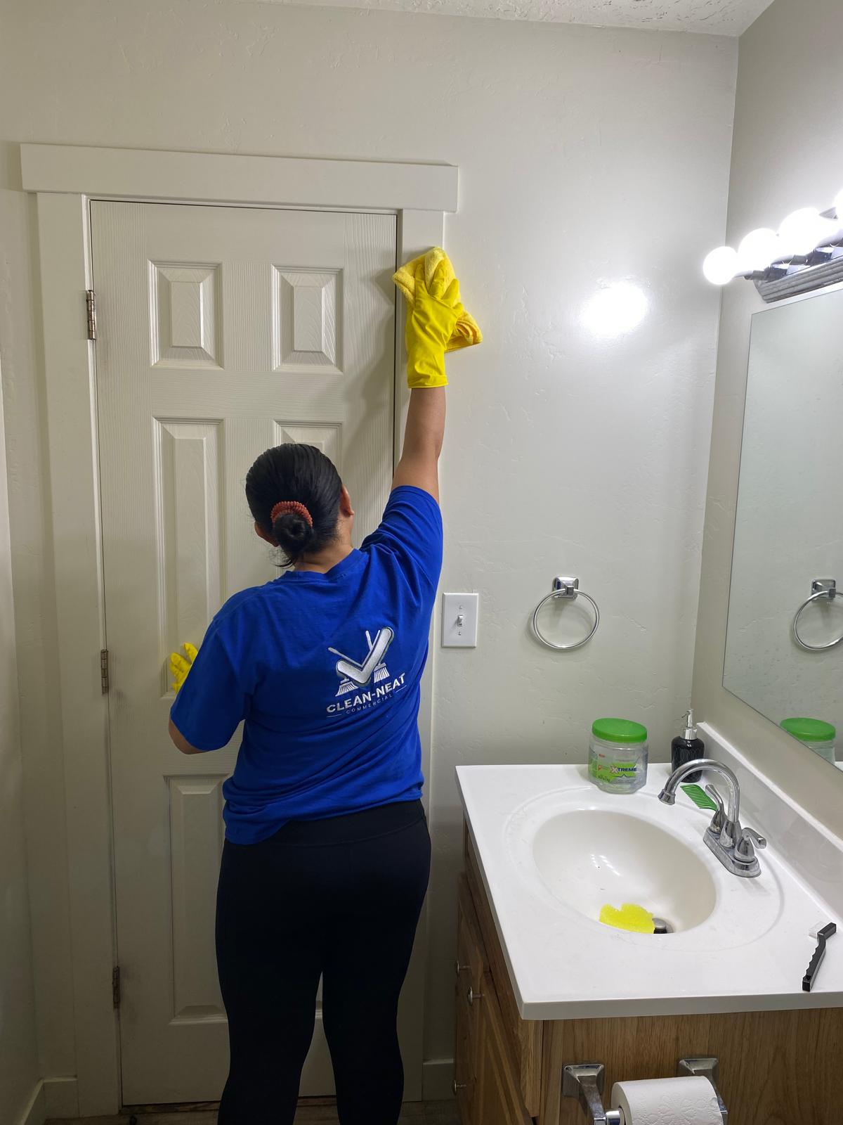 Clean-Neat Commercial LLC Image